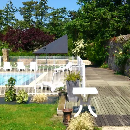 Bed & Breakfast Le Fief Des Cordeliers 2*