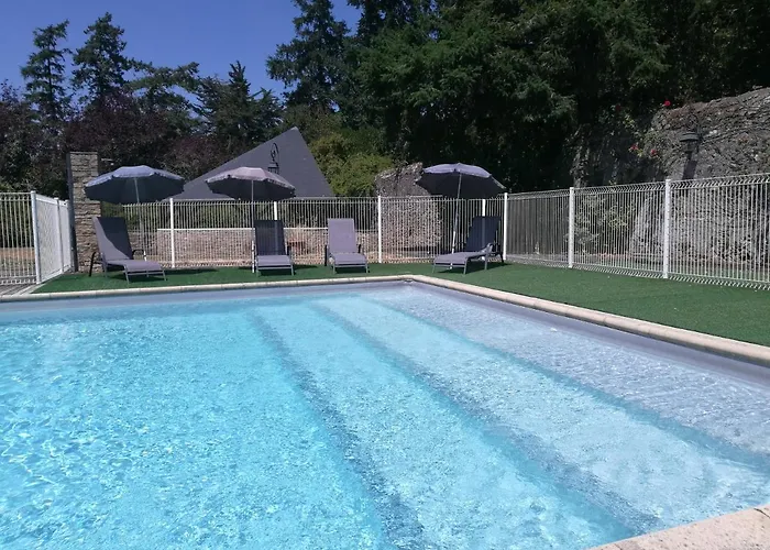 Le Fief Des Cordeliers Bed and breakfast